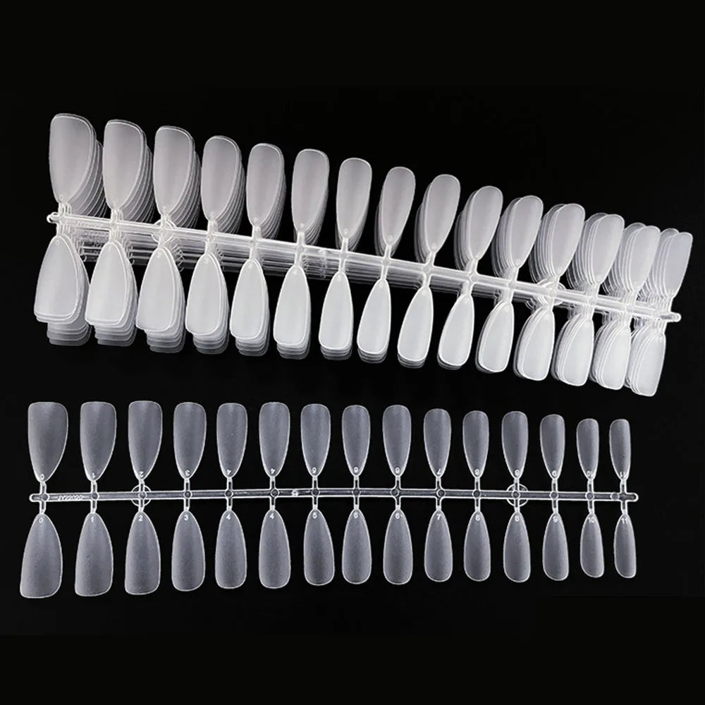 120PCS Matt presse-på negle tips Soft Full-Cover Oval Almond Falske negle til DIY Manicure